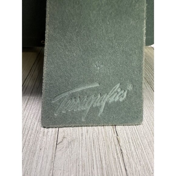 Vintage Terragrafics Picture Frame Ceramic Berry Embossed Design 14''x10'' - Picture 3 of 7